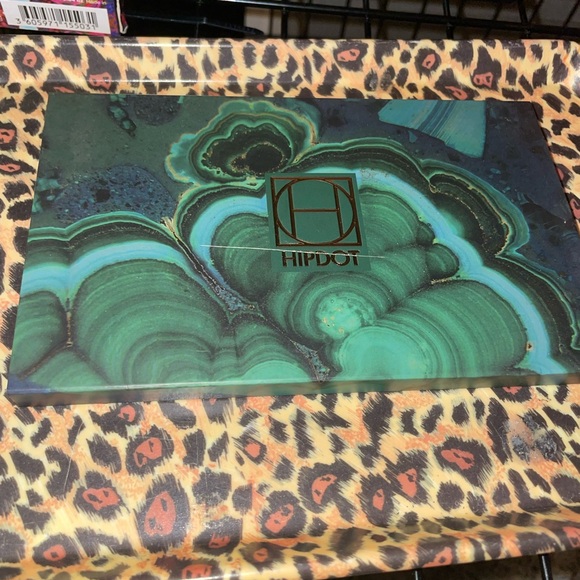 Hip dot cinote pressed eyeshadow pallet - Picture 3 of 4